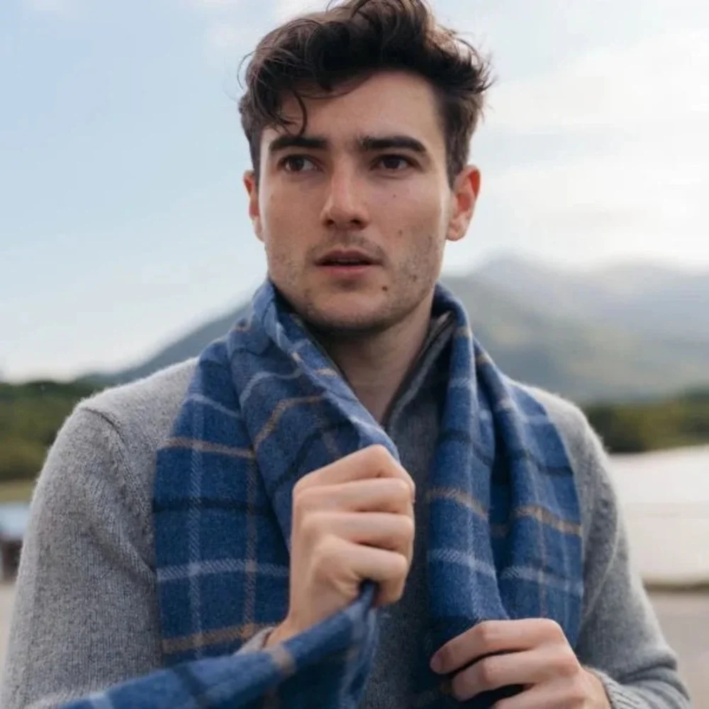 John Hanly 30 150cm
